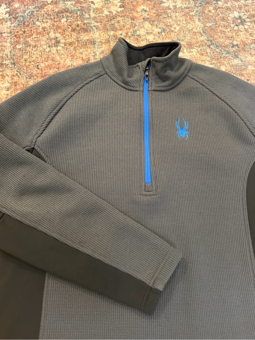 Spyder Men's Gray Half-Zip Pullover with Blue Accents size large